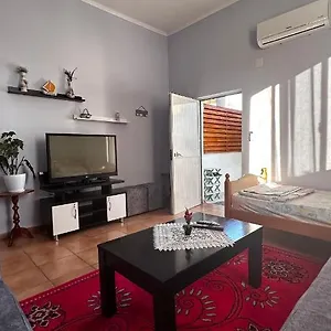  Apartment Priam Garden Albania